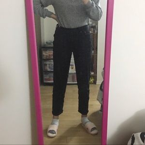 Super simple and cute straight leg jeans